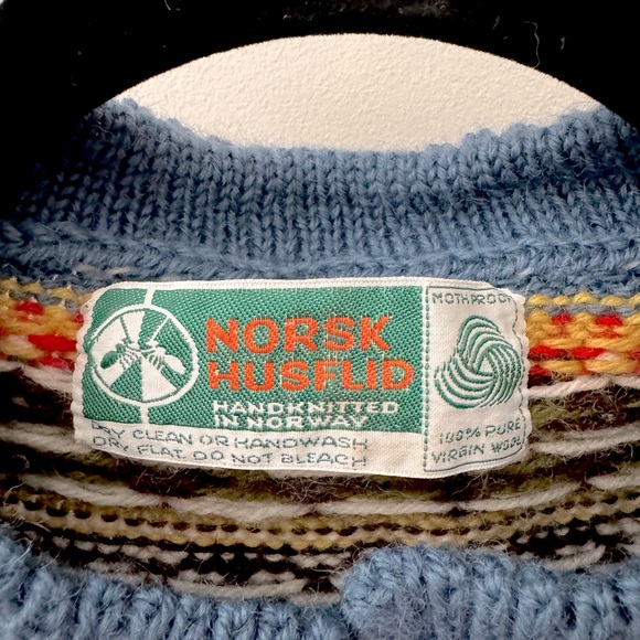 Vintage NORSK HUSFLID Hand Knit Fair Isle Wool Cardigan - Picture 5 of 5